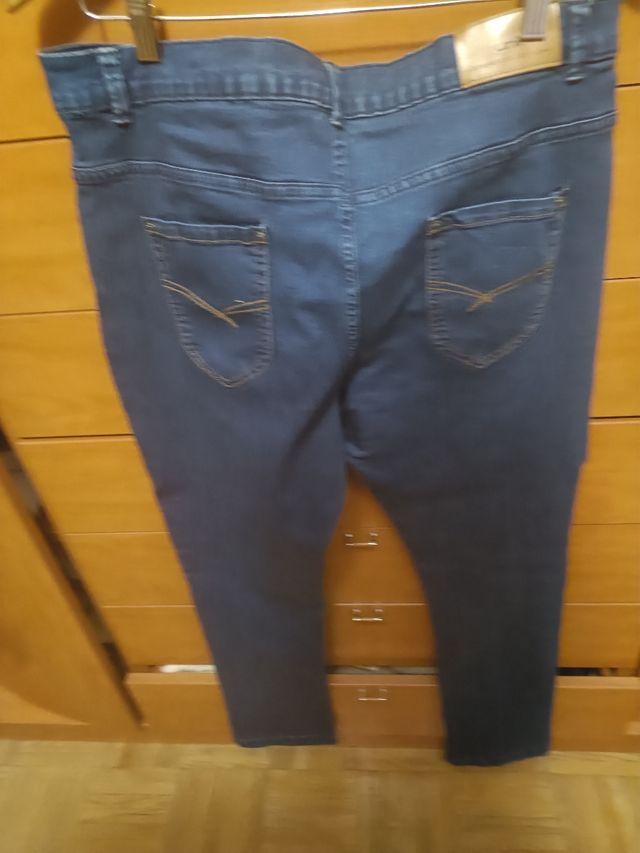 pantalon vaquero elastico.