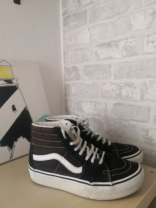 Bota vans plataforma talla 37 de segunda mano por 20 EUR en La Arena en  WALLAPOP
