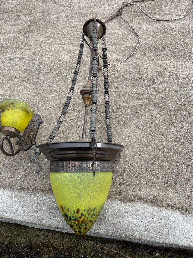 Lámpara y apliques a juego