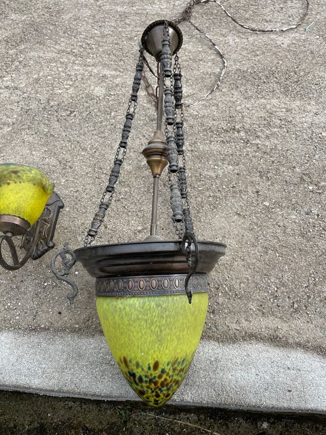 Lámpara y apliques a juego