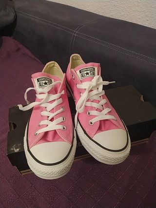 Converse 41 de segunda mano por 25 EUR en Ciudad Real en WALLAPOP