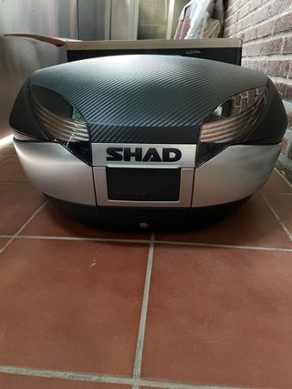 Baúl Shad SH48 de segunda mano por 130 EUR en Torrejón de Ardoz en WALLAPOP