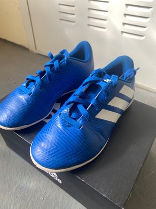Zapatillas futbol sala t de segunda mano | CASINUEVO