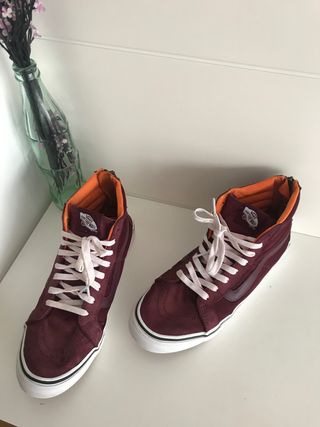 Zapatillas vans bota mujer de segunda mano por 43 EUR en Abetxuko en  WALLAPOP
