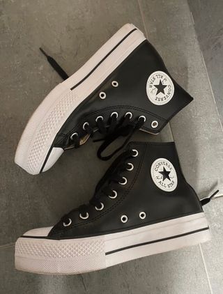 Converse all star plataforma negras cuero de segunda mano por 77 EUR en  Anoeta en WALLAPOP