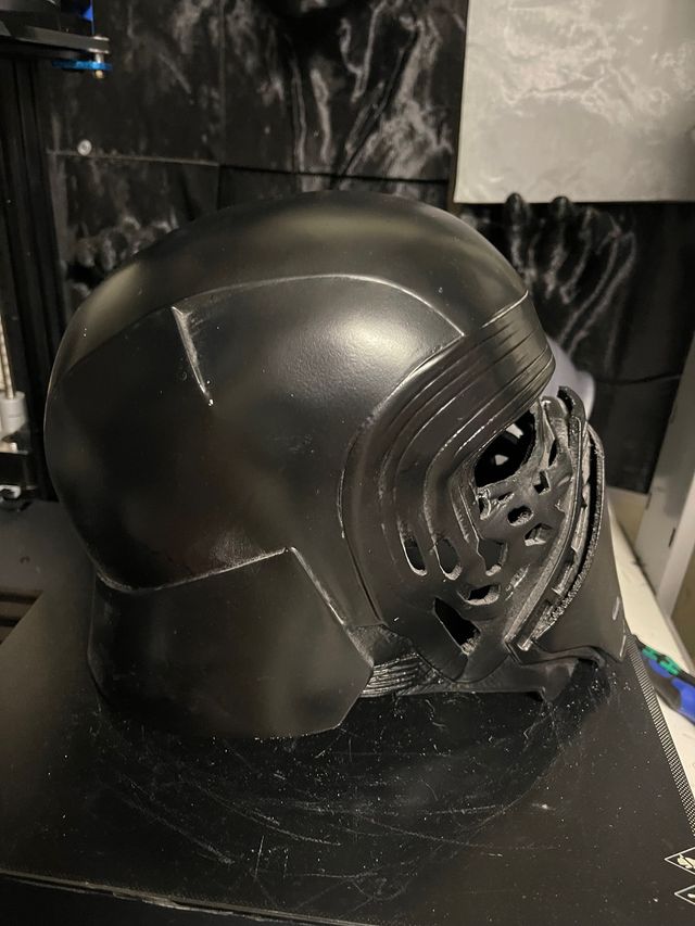 Casco kylo Ren pulido