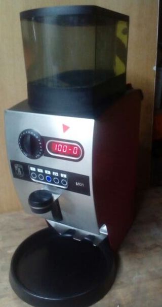 Molinillo cafe azkoyen de segunda mano por 175 EUR en Pamplona en WALLAPOP
