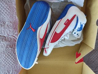 Zapatillas Puma Red Bull Racing Fórmula One Team. de segunda mano por 50  EUR en Guadalajara en WALLAPOP