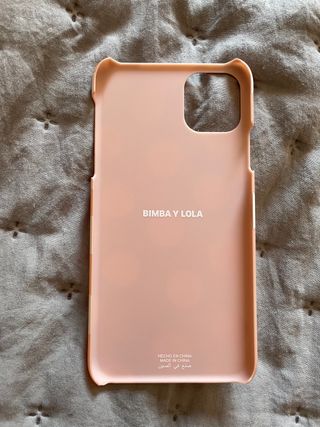 Funda iPhone 11 Pro Max de segunda mano por 10 EUR en Badalona en WALLAPOP