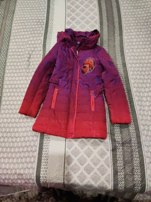 abrigo desigual talla 11/12 ....