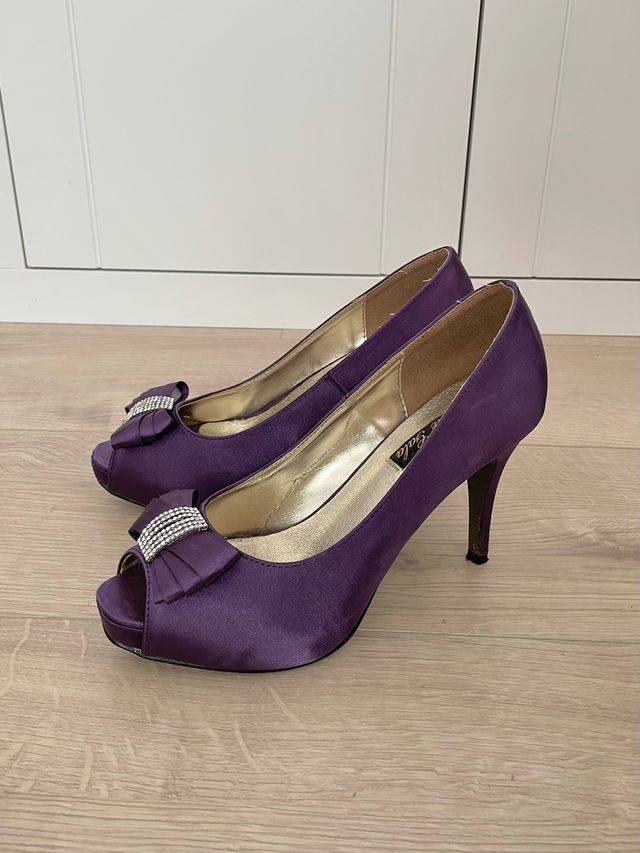 Zapatos de boda o ceremonia