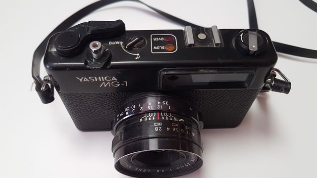 Yashica MG-1