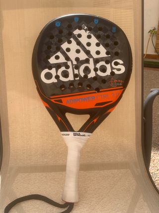 Adipower ctrl 3.0 2021 de segunda mano por 105 EUR en Sueca en WALLAPOP