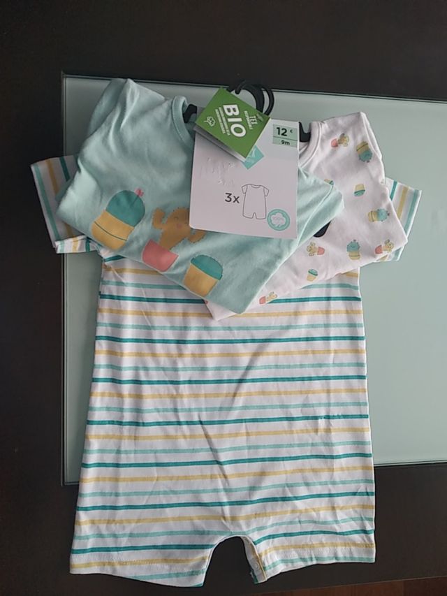 Pijamas talla 9 meses