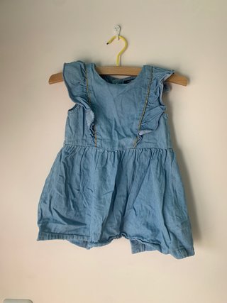 Vestido vaquero Eco Conception 12 meses Kiabi de segunda mano por 6 EUR en  Frank Espinos en WALLAPOP
