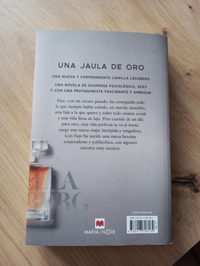 Libro "Una jaula de oro" de Camila Läckberg