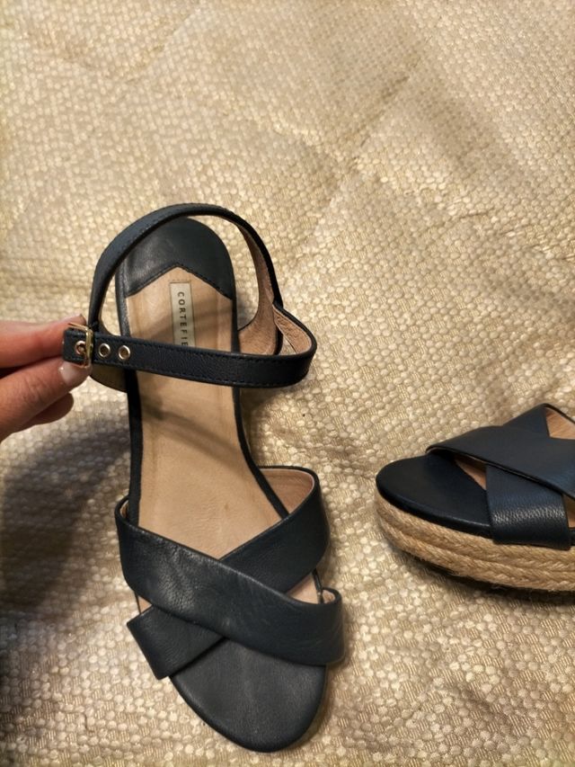 Sandalias de cuero Cortefiel