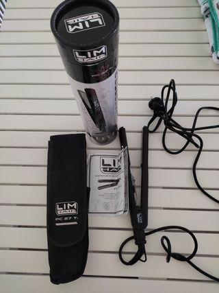 Plancha de pelo de segunda mano por 35 EUR en Badalona en WALLAPOP