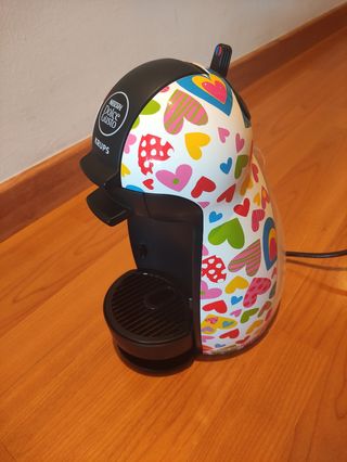 Cafetera krups dolce gusto agatha ruiz de la prada de segunda mano por 25  EUR en Almacelles en WALLAPOP