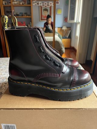 Botas Martens plataforma de segunda mano en WALLAPOP