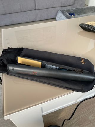 Plancha de pelo Ghd profesional styler de segunda mano por 40 EUR en Sant  Feliu de Llobregat en WALLAPOP