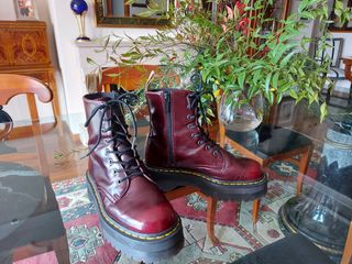 Botas Martens plataforma de segunda mano en WALLAPOP