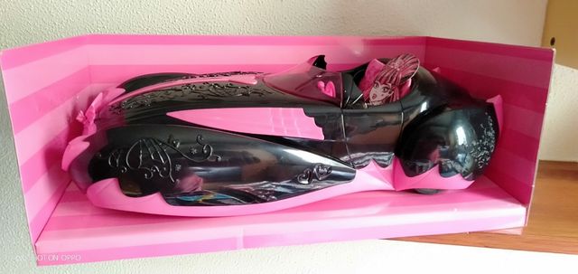 Coche de Monster High de Matel.