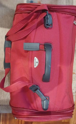 Set de bolsas de viaje Samsonite de segunda mano por 85 EUR en Vigo en  WALLAPOP