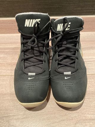 Zapatillas Nike air botas negras talla 44 de segunda mano por 39 EUR en  Villarreal en WALLAPOP