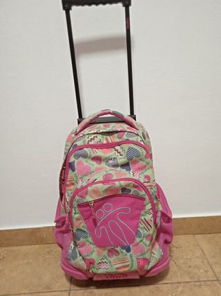 Mochila escolar Totto con ruedas – 3CJ Renglones - Letras Internet