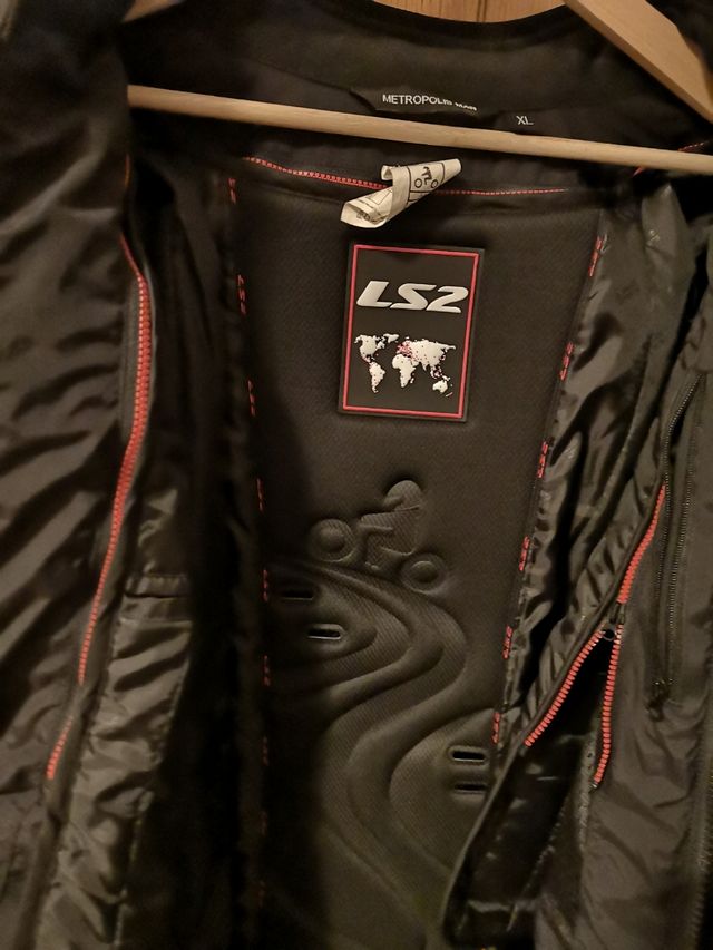 chaqueta de moto nueva xl LS2