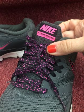 Zapatillas mujer Nike estampado leopardo de segunda mano por 20 EUR en  Bilbao en WALLAPOP