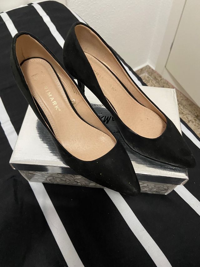 Zapato de pico negro primark