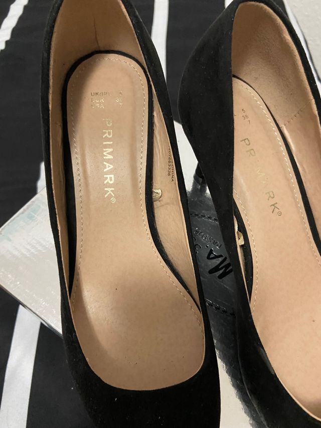 Zapato de pico negro primark