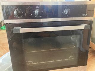 Nisato Horno Empotrable 24\
