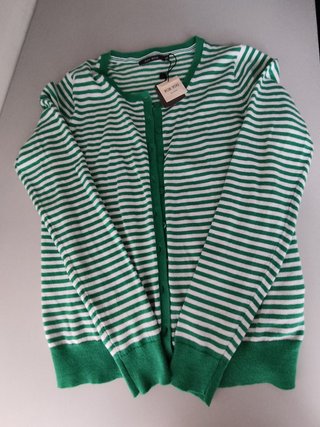 Chaqueta punto easy wear nueva de segunda mano por 15 EUR en Gijón en  WALLAPOP