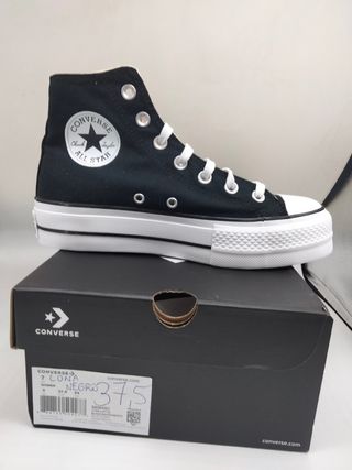 OFERTA Converse plataforma talla 37,5 lona negras de segunda mano por 68  EUR en Bilbao en WALLAPOP
