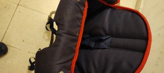 Mochila de porteo transformable a silla. prenatal de segunda mano por 50  EUR en Madrid en WALLAPOP