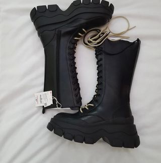 Botines Pull and Bear de segunda mano en Madrid en WALLAPOP