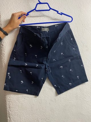 Bermudas Primark talla S azul marino de segunda mano por 3 EUR en Madrid en  WALLAPOP