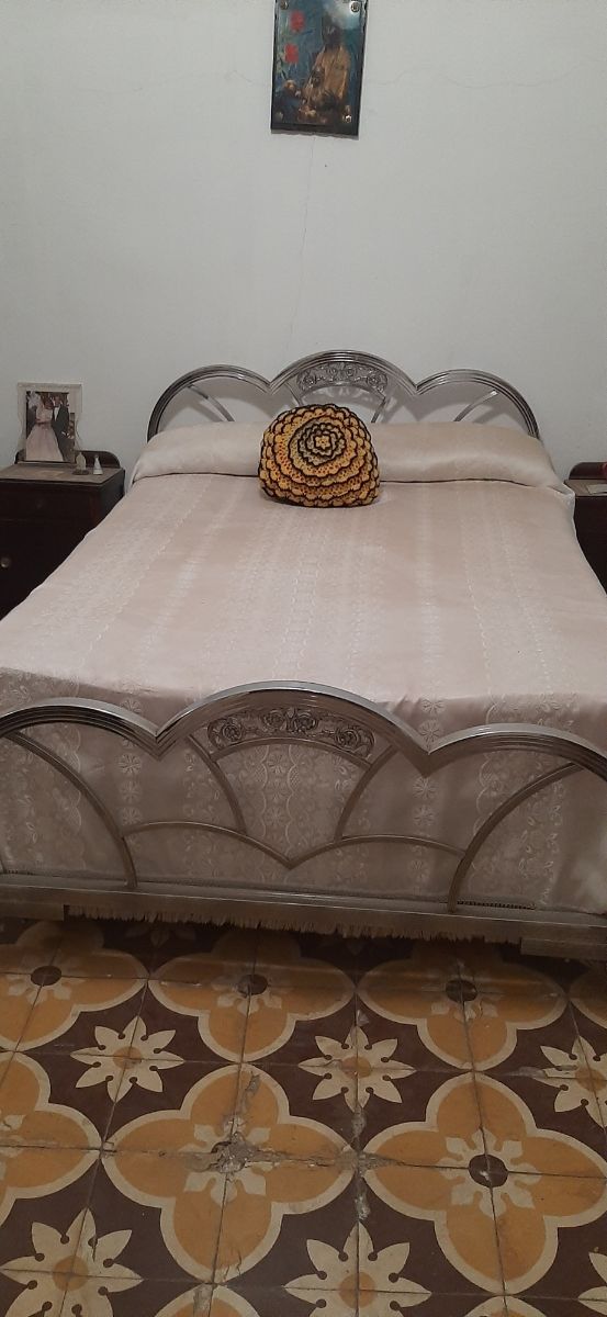 muebles 100 años antigüedad