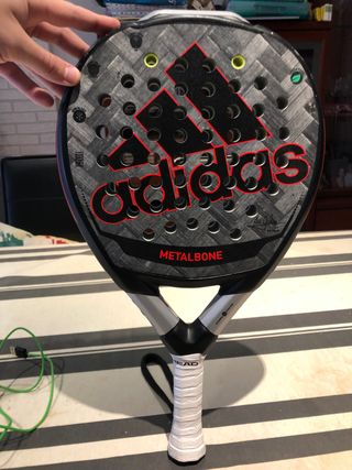 Adidas metalbone 2021 Alejandro Galán de segunda mano por 100 EUR en  Torrent en WALLAPOP