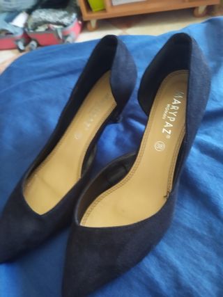 Tacón negro Marypaz. de segunda mano por 5 EUR en Sevilla en WALLAPOP