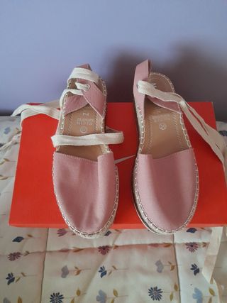 Sandalias plataforma rosa palo de segunda mano por 14 EUR en Madrid en  WALLAPOP
