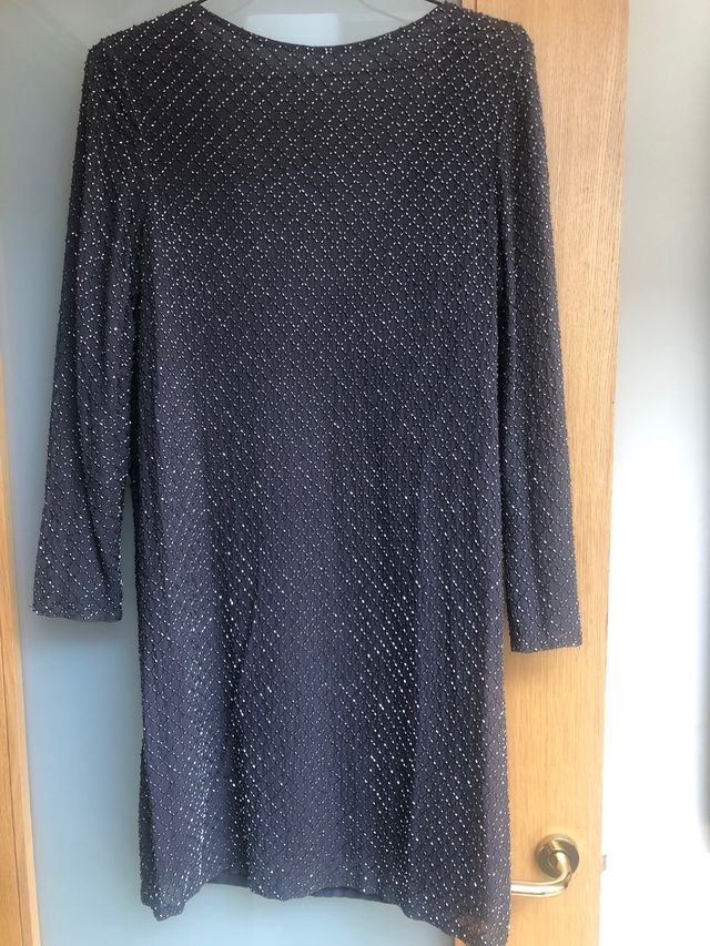 Vestido gris de piedras elegante massimo dutti