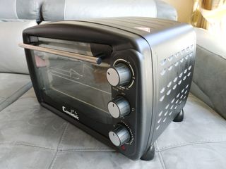 Horno Eléctrico Comelec HO 2601 de segunda mano por 39,99 EUR en Granada en  WALLAPOP