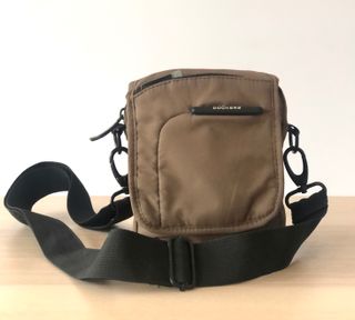 Bandolera bolso Dockers de segunda mano por 19 EUR en Alcobendas en WALLAPOP
