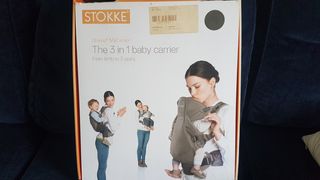 Mochila porteo STOKKE 3 en 1 de segunda mano por 25 EUR en Madrid en  WALLAPOP