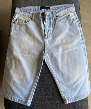 Pantalón corto vaquero Pull \u0026amp; Bear de segunda mano por 7 EUR en Monzón  en WALLAPOP