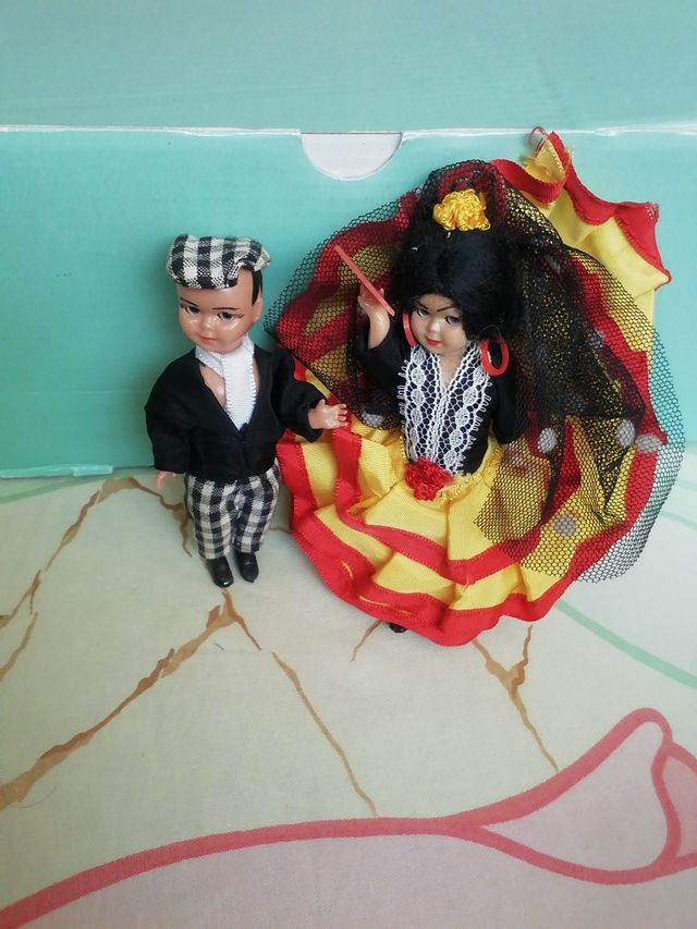 pareja de muñecos vintage